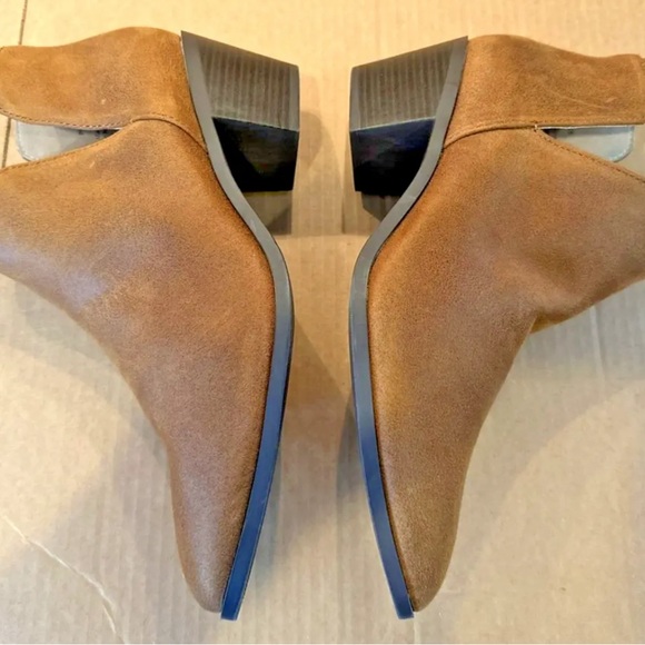 Women's Journee Collection Lola Brown Ankle Boots Size 11 - Picture 5 of 6